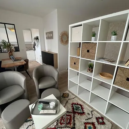 T1 - Parking - 4min De L'intramuros - Linge Inclus Apartment Vannes