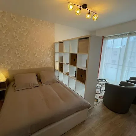 Apartment T1 - Parking - 4min De L'intramuros - Linge Inclus *