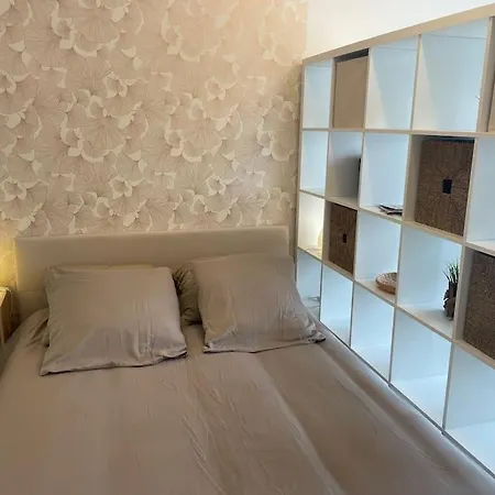 Apartment T1 - Parking - 4min De L'intramuros - Linge Inclus *